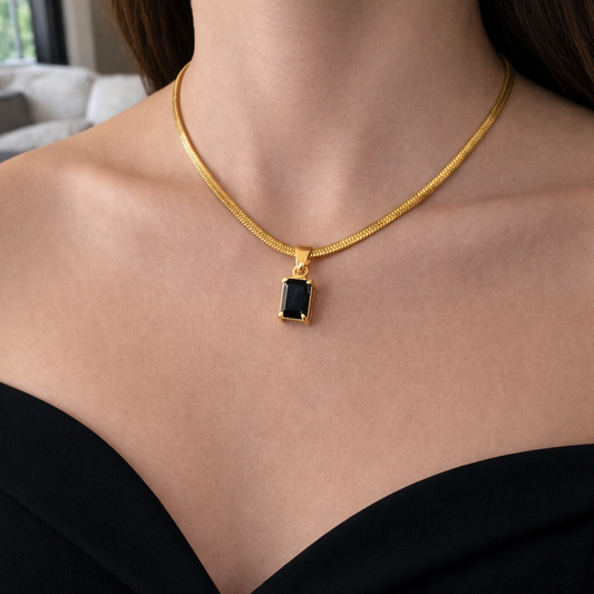 Noir Edge Pendant black