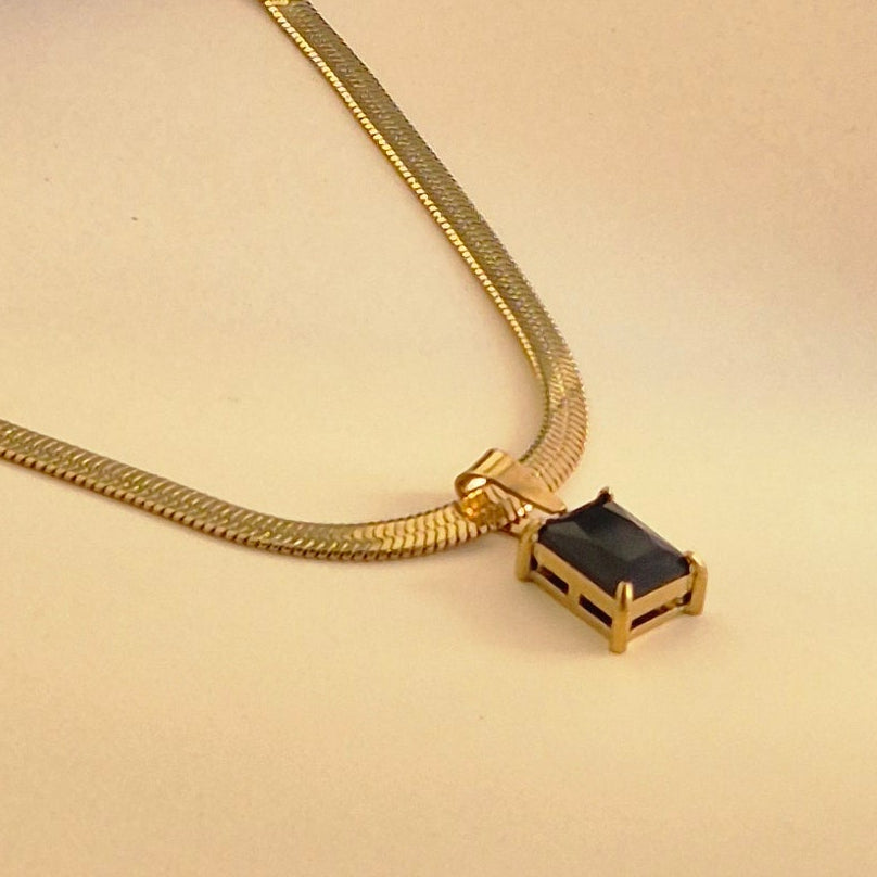 Noir Edge Pendant black